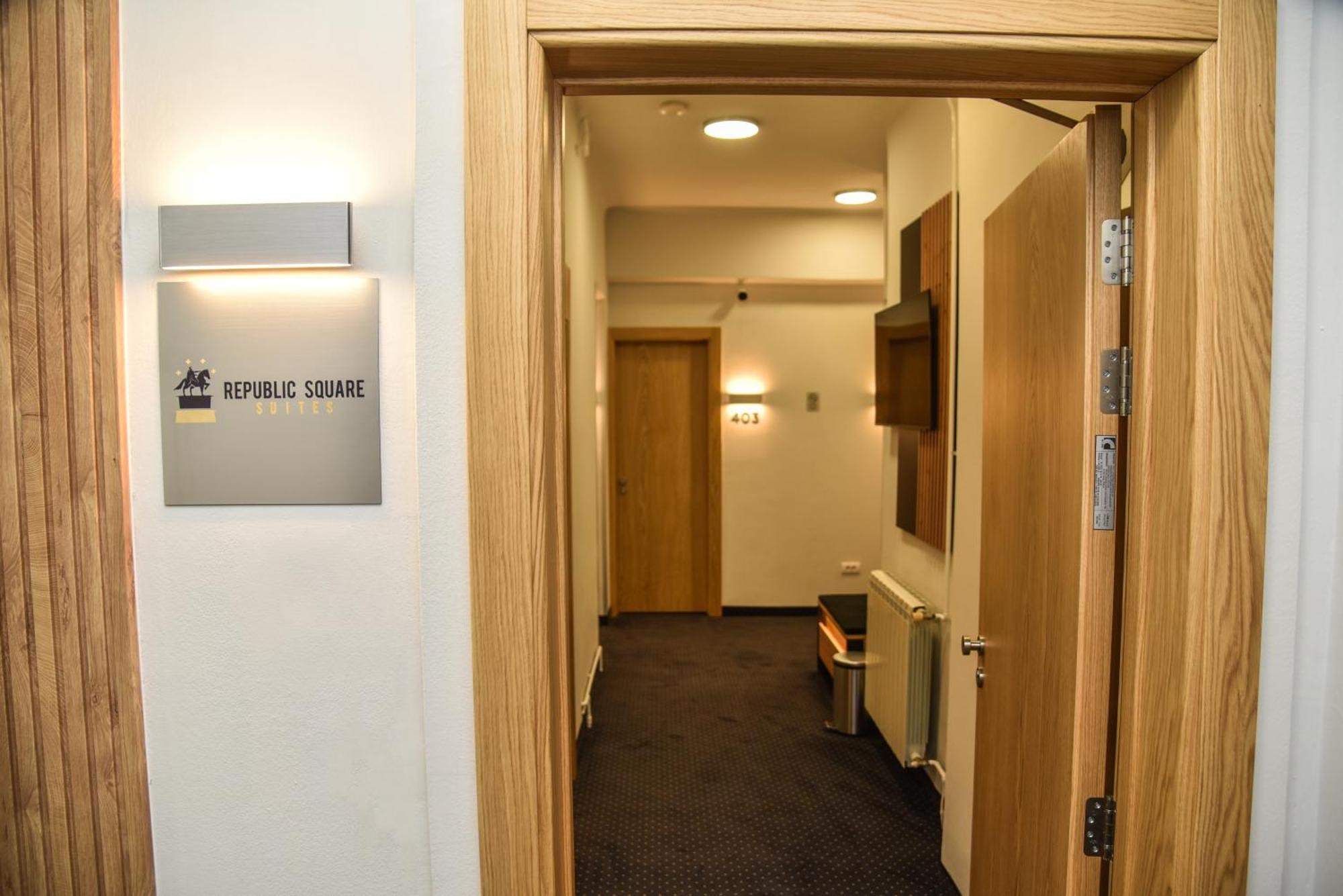 Republic Square Luxury Suites Beograd Bagian luar foto